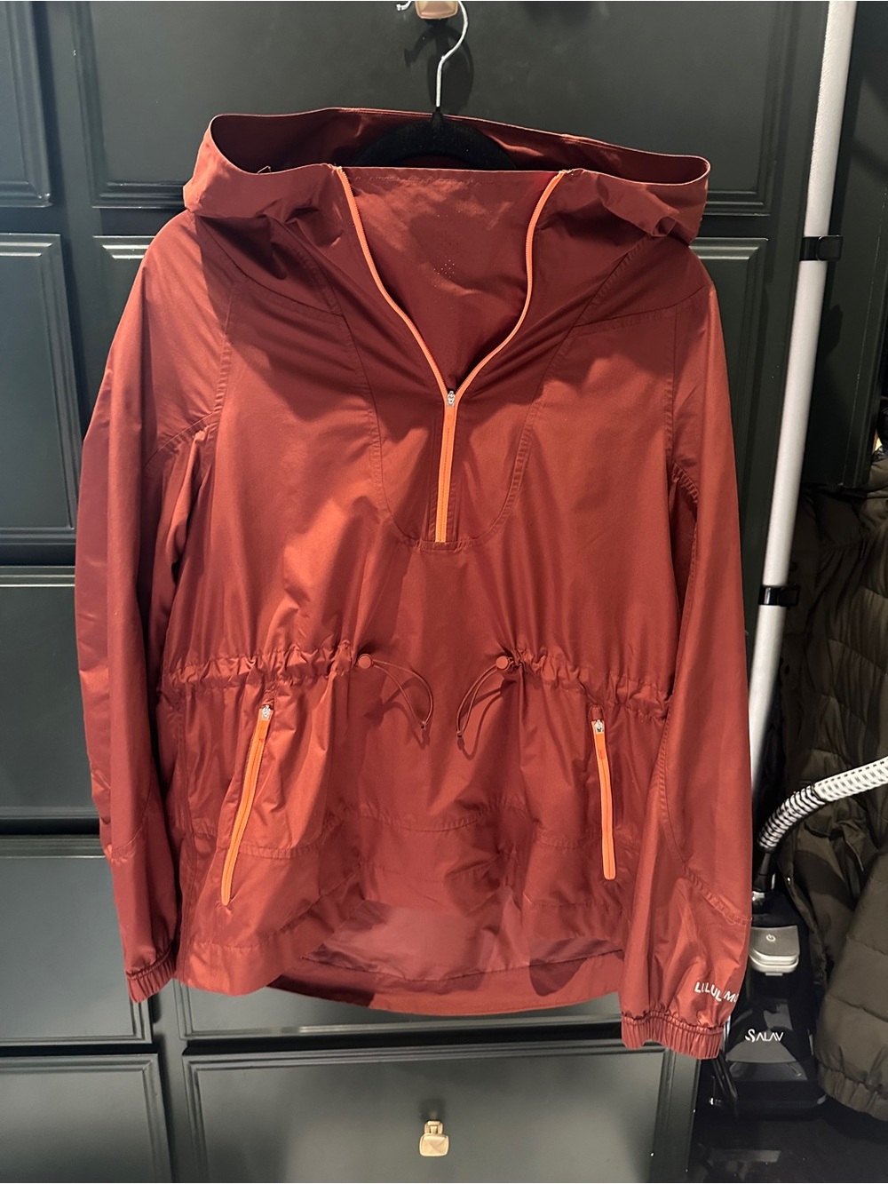 lululemon athletica rust brown jacket liner